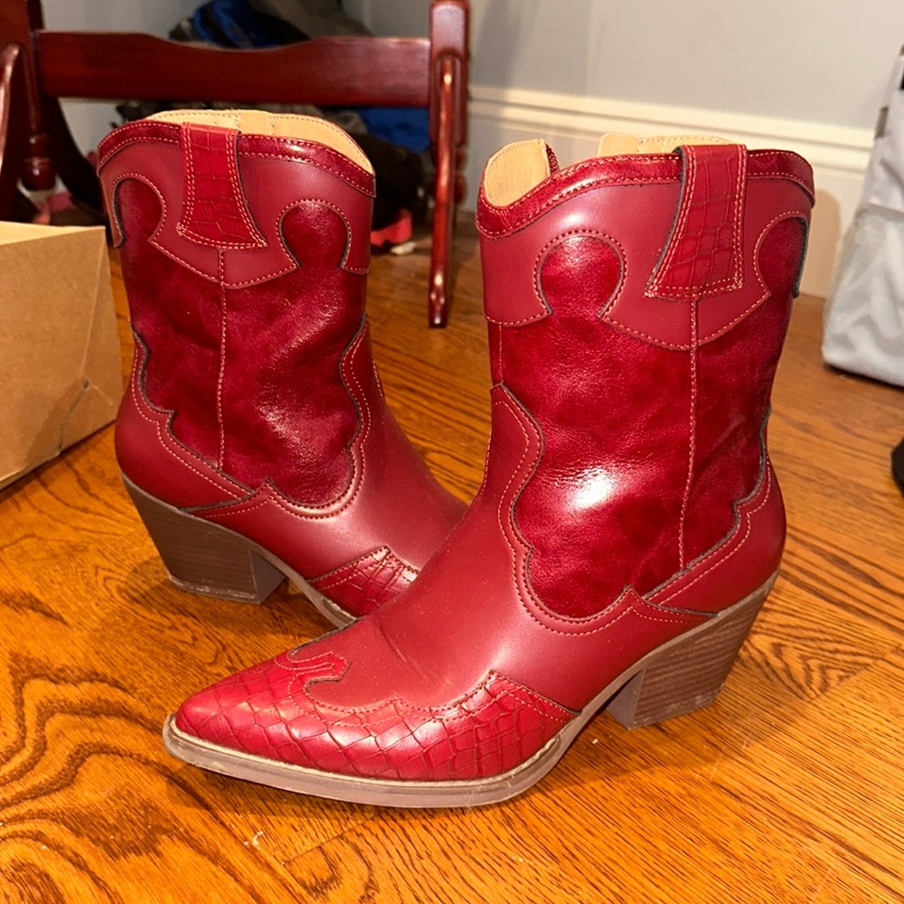 Crown Vintage Red Leather Cowboy Boots Size 9M/40